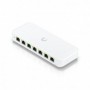 UBIQUITI 8 PORT GBE SWITC USW-ULTRA-210W, dimensiuni: 203 x 76 x 33 mm, Greutate: 320g, Interfata: 8 x 10/100/1000Mbps, 7 portur