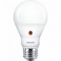Bec LED cu senzor de lumina Philips A60, EyeComfort, E27, 7.5W (60W) ,806lm, lumina calda (2700K), mat